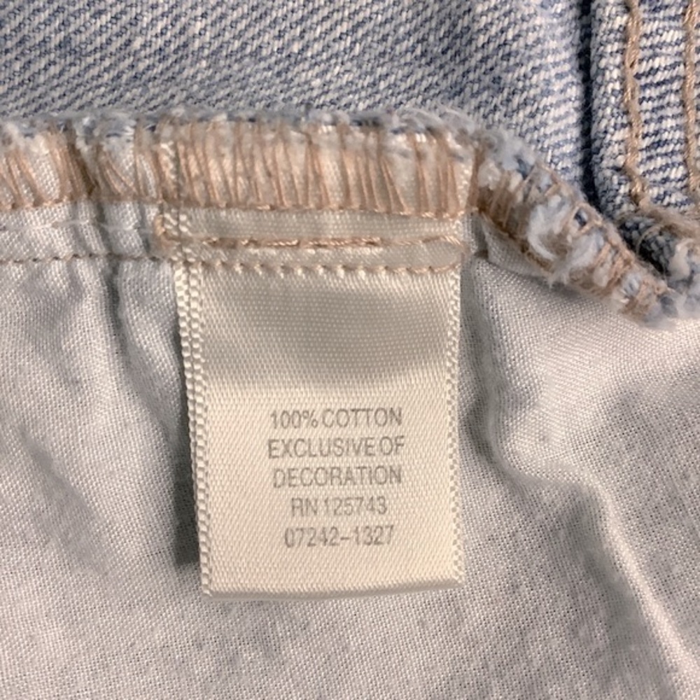 CHRISTOPHER & BANKS Embroidered Denim Capris 42 - Picture 5 of 8